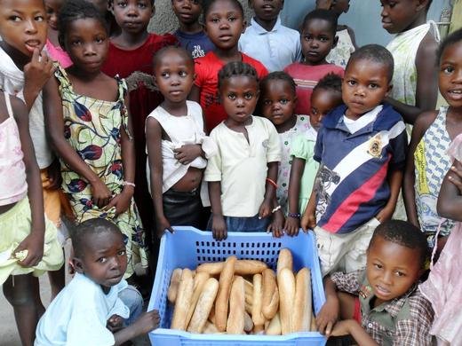 Bread distribution
