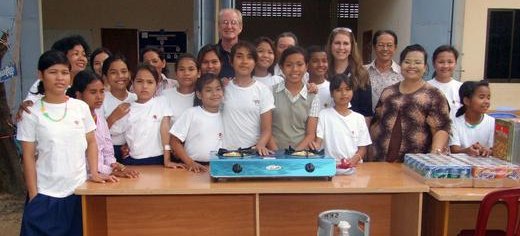 A_new_gas_stove_and_cooking_gas_for_a_Cambodian_girls_shelter.JPG
