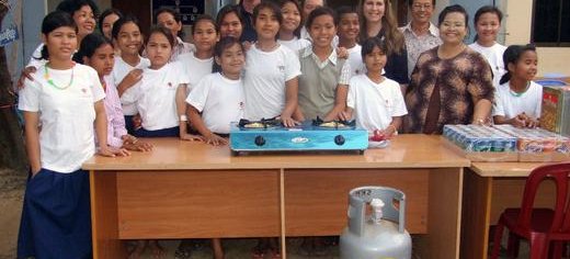 A_new_gas_stove_and_cooking_gas_for_a_Cambodian_girls_shelter.JPG