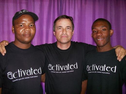 Associate members Mandla and Nduduzo with Josef