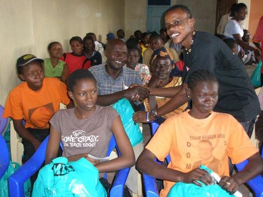Elvis, Kenyan fulltime volunteer with AIDS patients