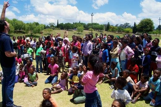 Helping Hand, Cape Town: Entertaining children with songs and games