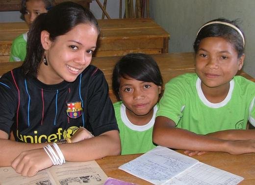 TFI volunteer, Ellie, taking personal time with children at a needy school in east Indonesia.