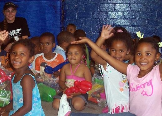 Helping Hand, Cape Town: Lisa and children at the clinic