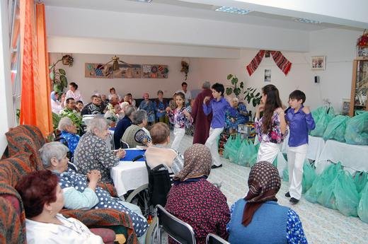 NoLimits children's troupe performing at Sf.Vasile Center for Assistance and Support, Bucharest