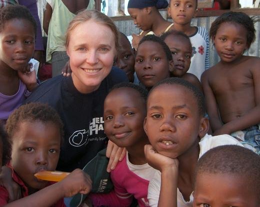 Suzanne posing with the children