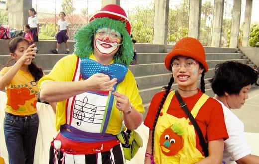 <strong>All smiles. </strong> Clowns Lizzie and Kirsty brought smiles to hundreds of worried little faces. 